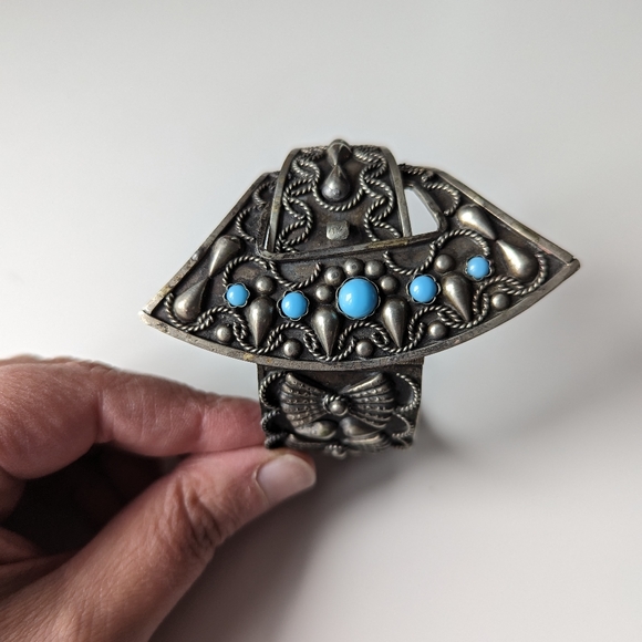 Vintage AP Italy hinged silver cuff bracelet with blue faux stone - Picture 11 of 12